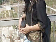 cute-dancing-desi-girl