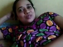 aunty-cute