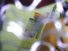 girl-shower-voyeur